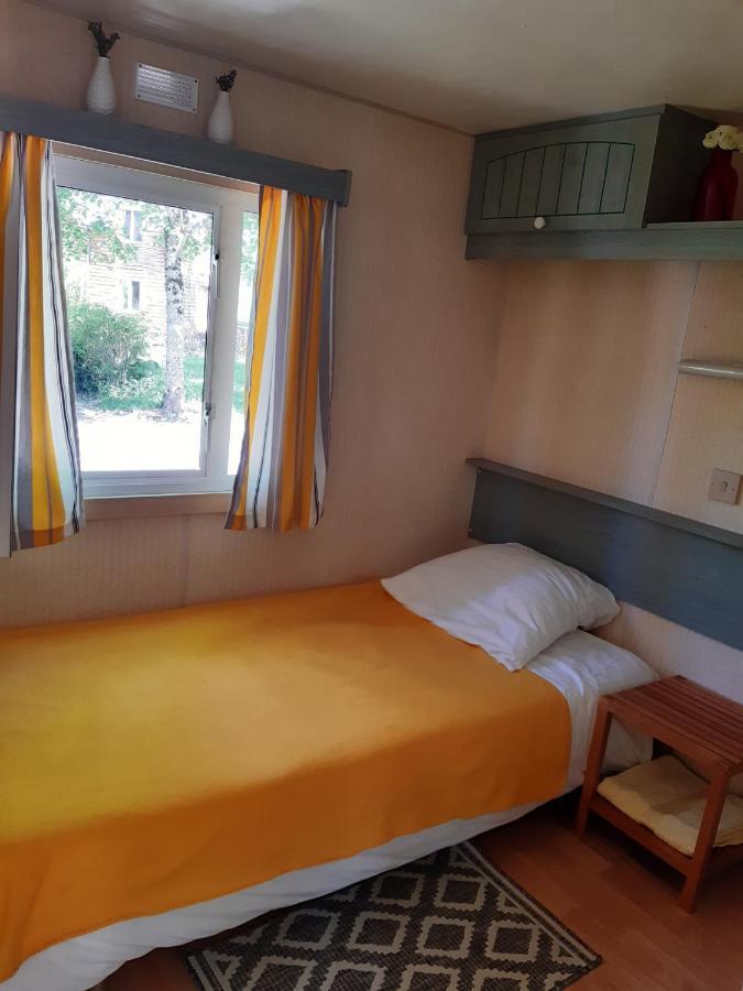Camping Etang Du Camp Senergues Dış mekan fotoğraf