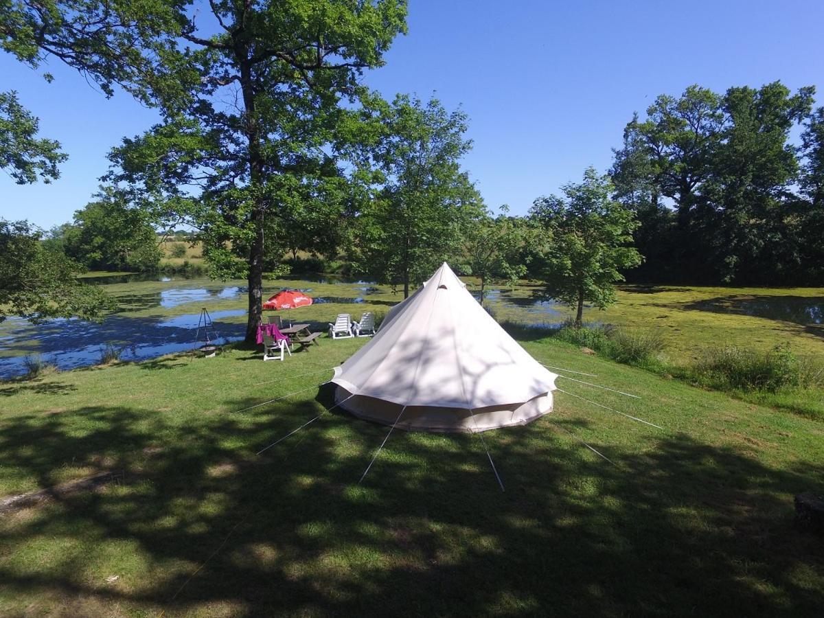 Camping Etang Du Camp Senergues Dış mekan fotoğraf