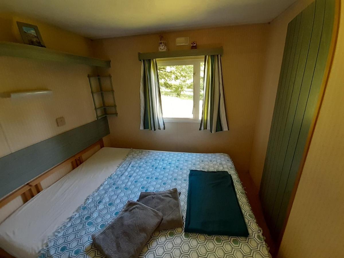 Camping Etang Du Camp Senergues Dış mekan fotoğraf